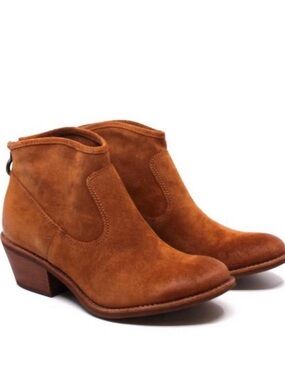 Sofft Aisley Bootie Suede Ankle Boots in Russet Brown NWT